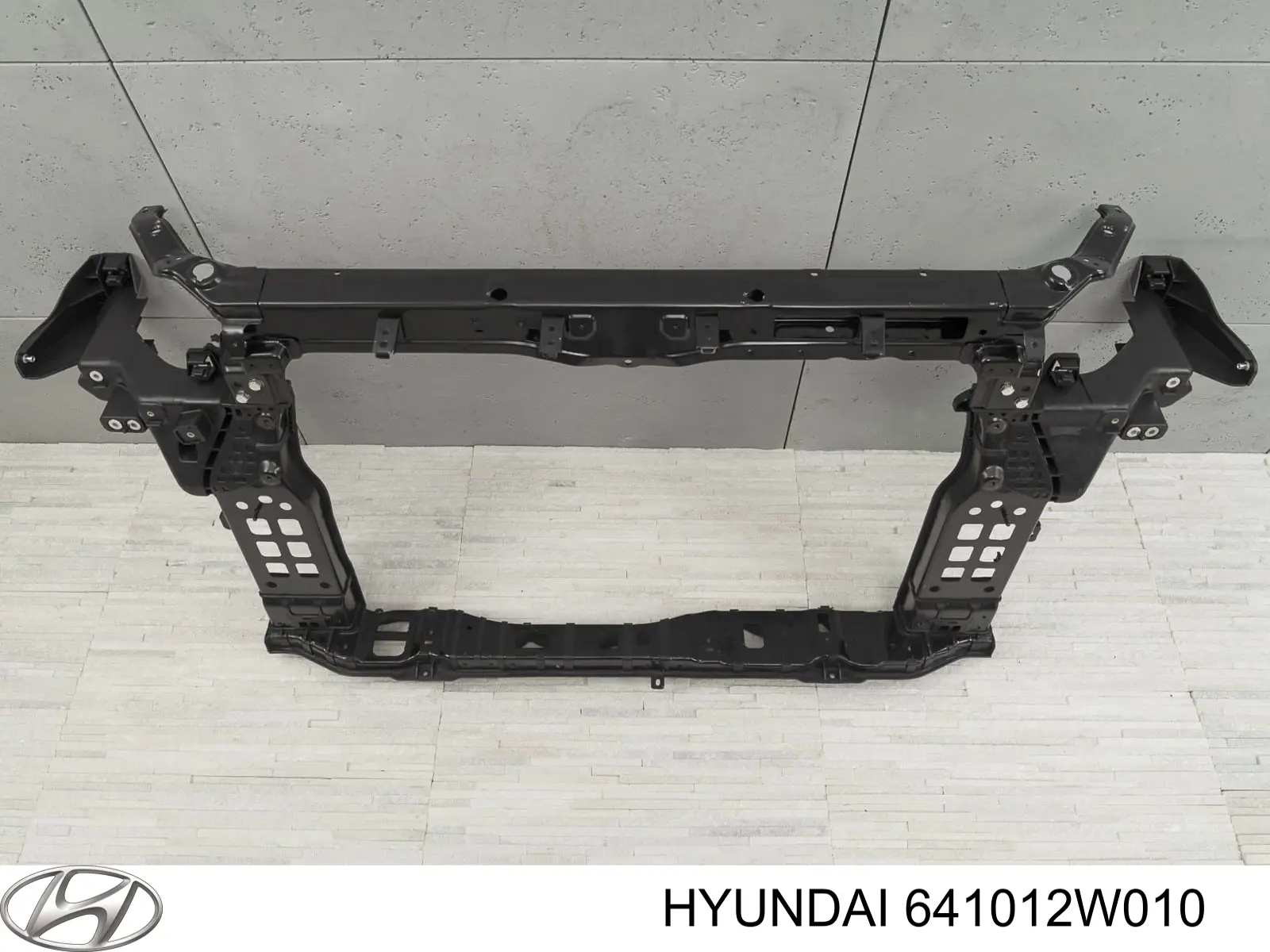641012W010 Hyundai/Kia Soporte de radiador completo (panel de montaje para foco)