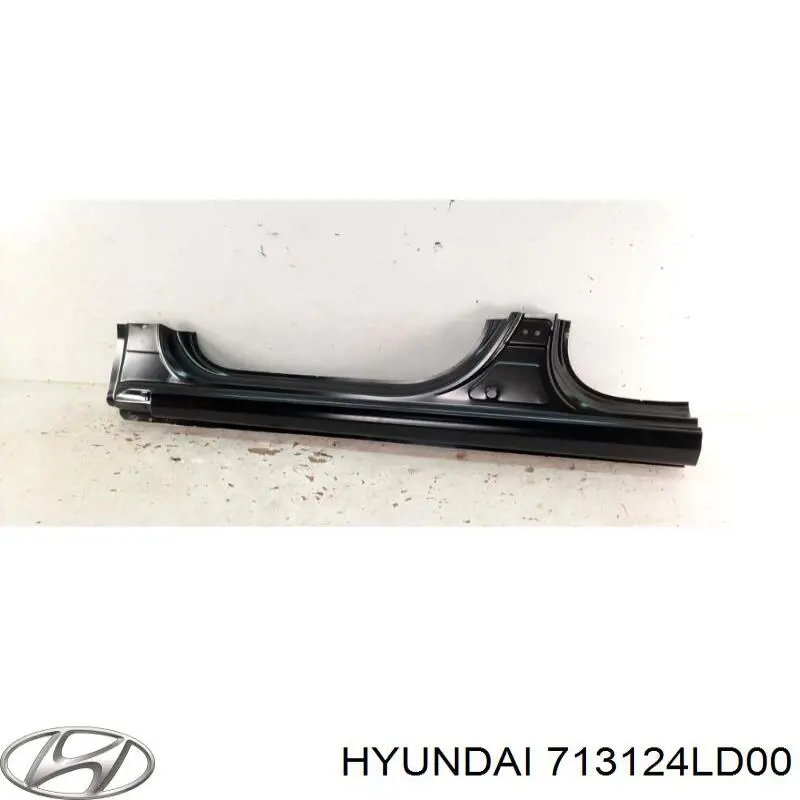 Chapa de acceso izquierda para Hyundai SOLARIS (SBR11)