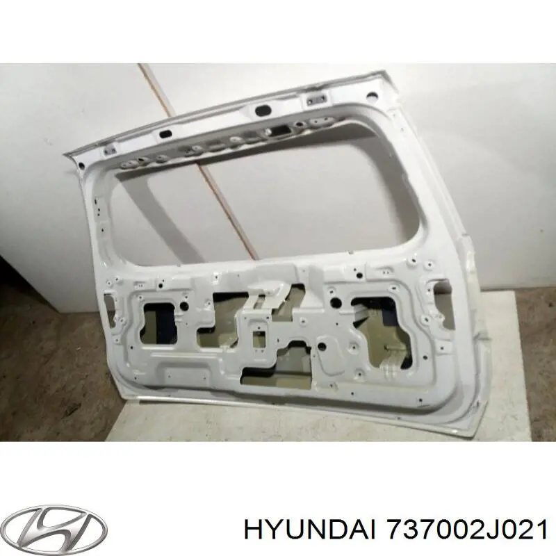 737002J021 Hyundai/Kia puerta del maletero, trasera