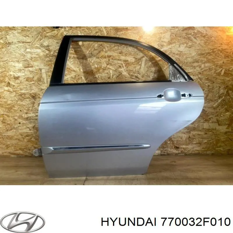 Puerta trasera izquierda Hyundai/Kia 770032F010 precio, desde 132,13 EUR