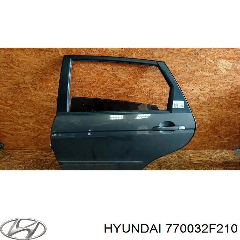 770032F210 Hyundai/Kia puerta trasera izquierda