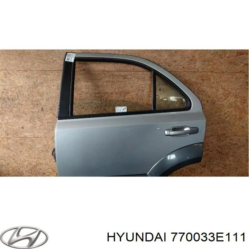 770033E011 Hyundai/Kia puerta trasera izquierda