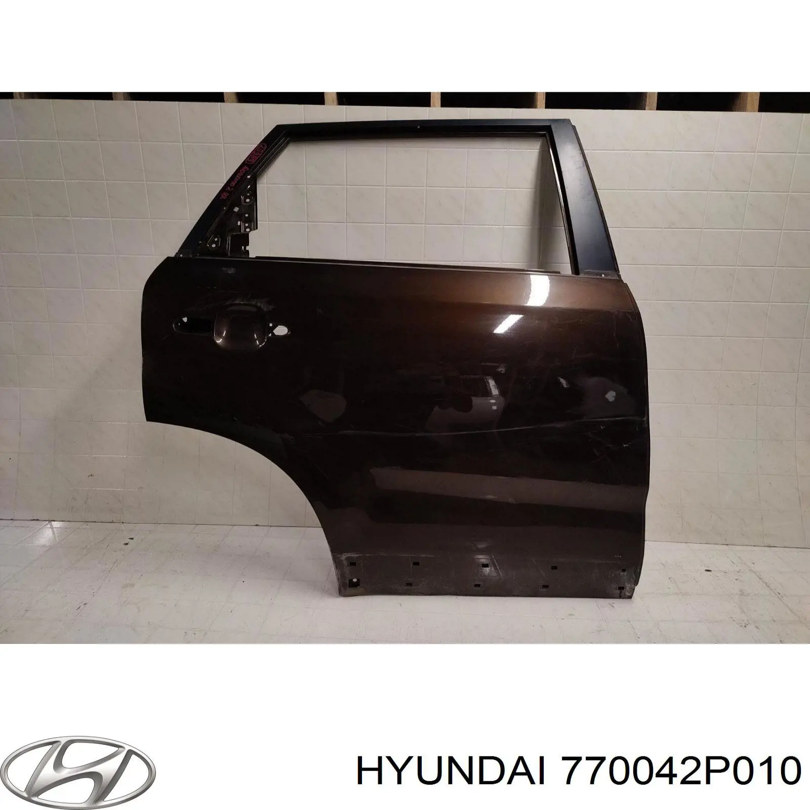 770042P010 Hyundai/Kia puerta trasera derecha