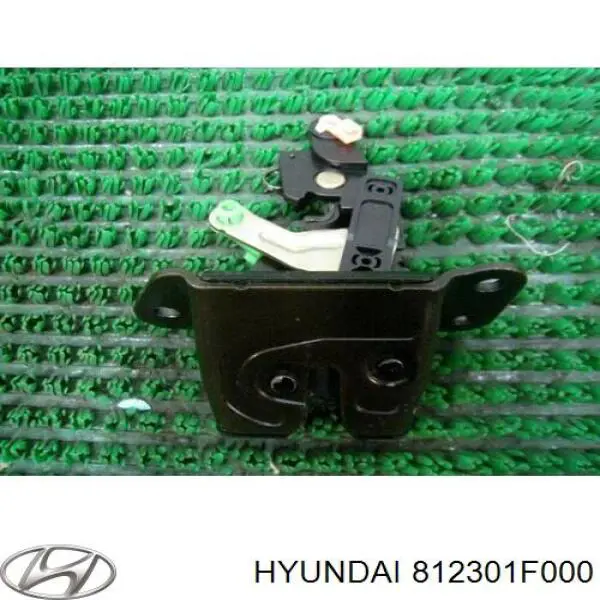 812301F000 Hyundai/Kia cerradura de puerta de maletero