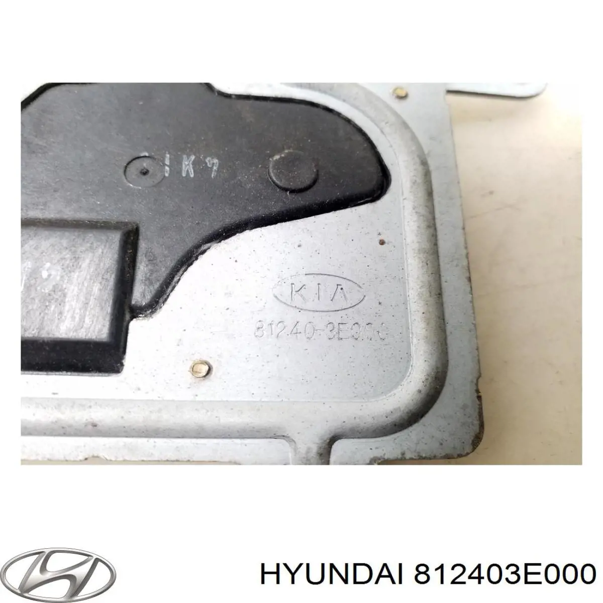 812403E000 Hyundai/Kia Cierre del maletero