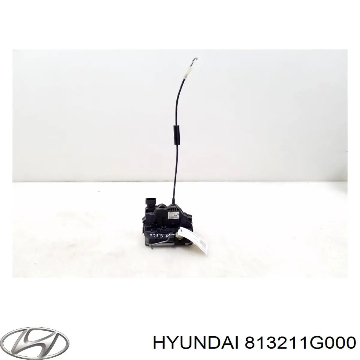813211G000 Hyundai/Kia Cierre de puerta delantera derecha