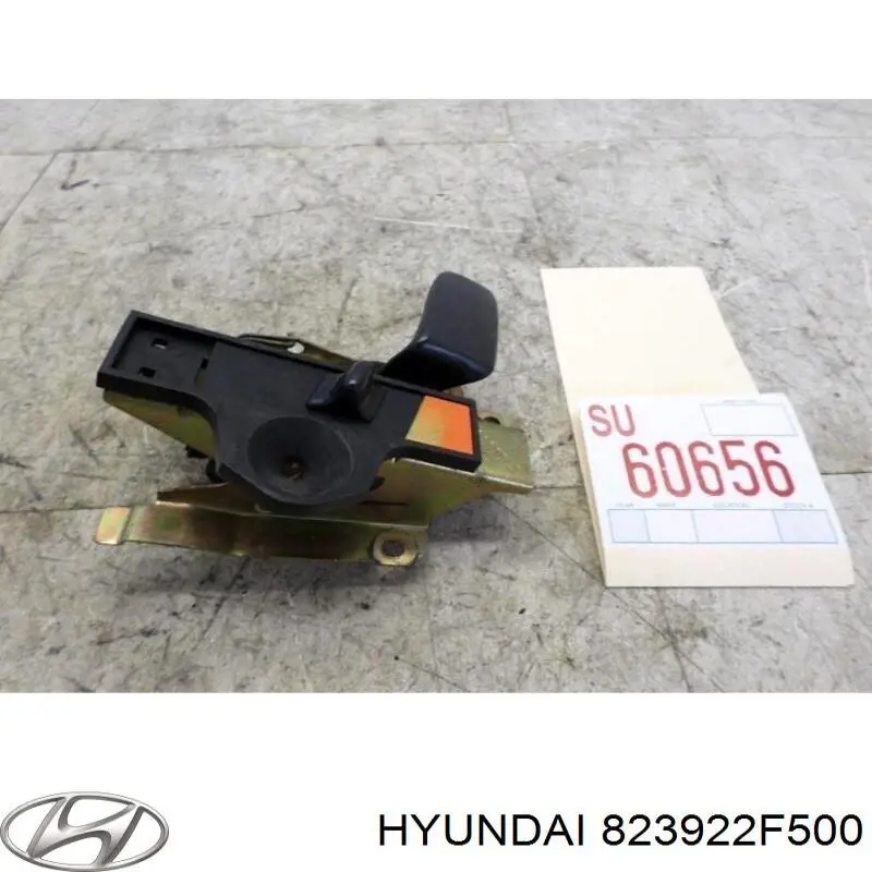 823922F500 Hyundai/Kia