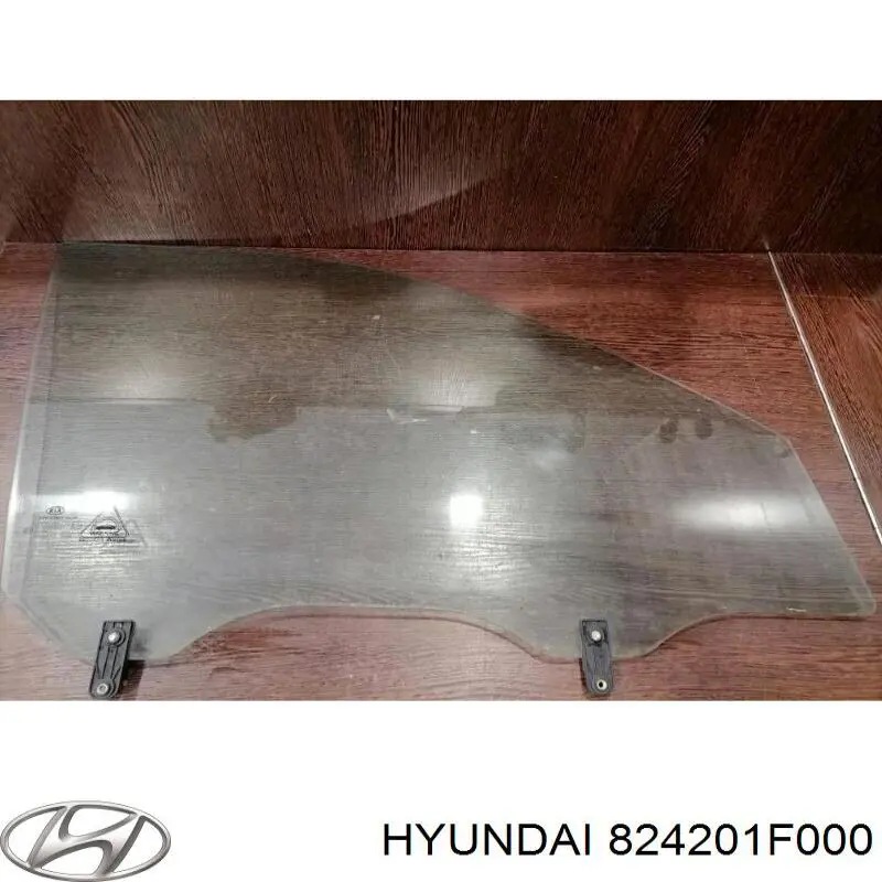 824201F000 Hyundai/Kia luna de puerta delantera derecha