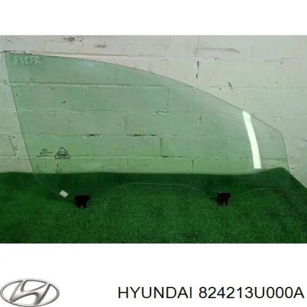 824213U000A Hyundai/Kia luna de puerta delantera derecha