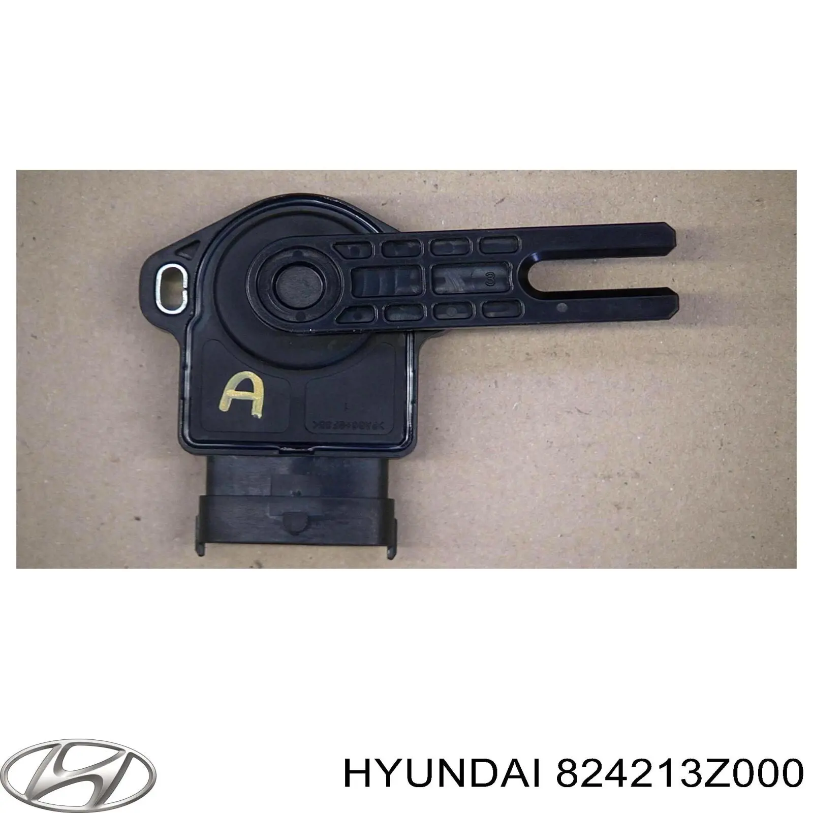 824213Z000 Hyundai/Kia luna de puerta delantera derecha