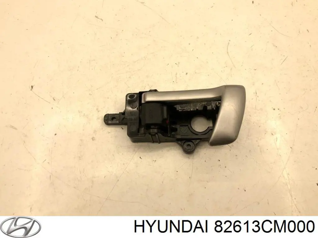Comprar 82613CM000 Hyundai/Kia Manija interior de puerta delantera izquierda
