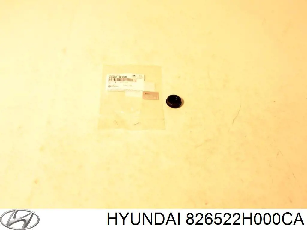 826522H000CA Hyundai/Kia