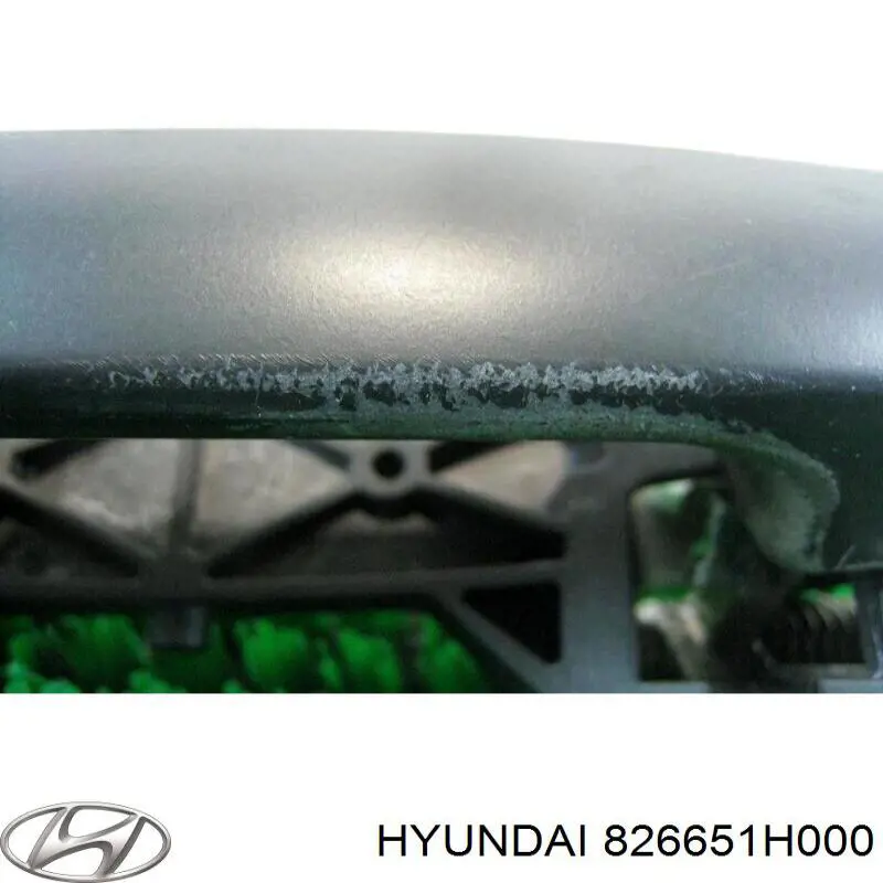 826651H000 Hyundai/Kia soporte de manilla exterior de puerta delantera derecha