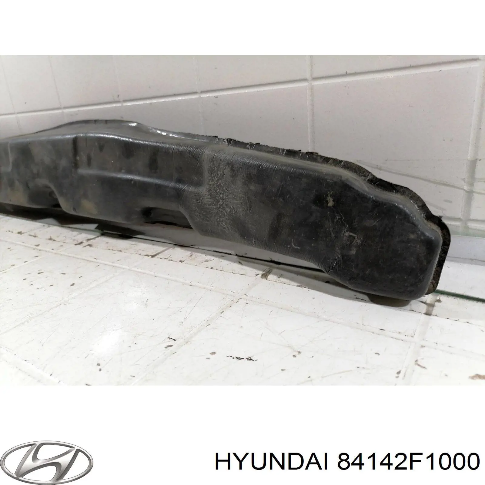 84142F1000 Hyundai/Kia sello de guardabarros