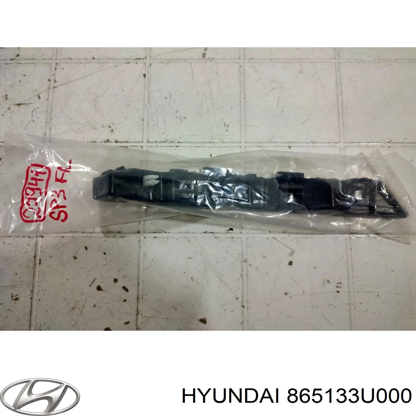 Soporte de parachoques delantero izquierdo Hyundai/Kia 865133U000 precio, desde 23,79 EUR