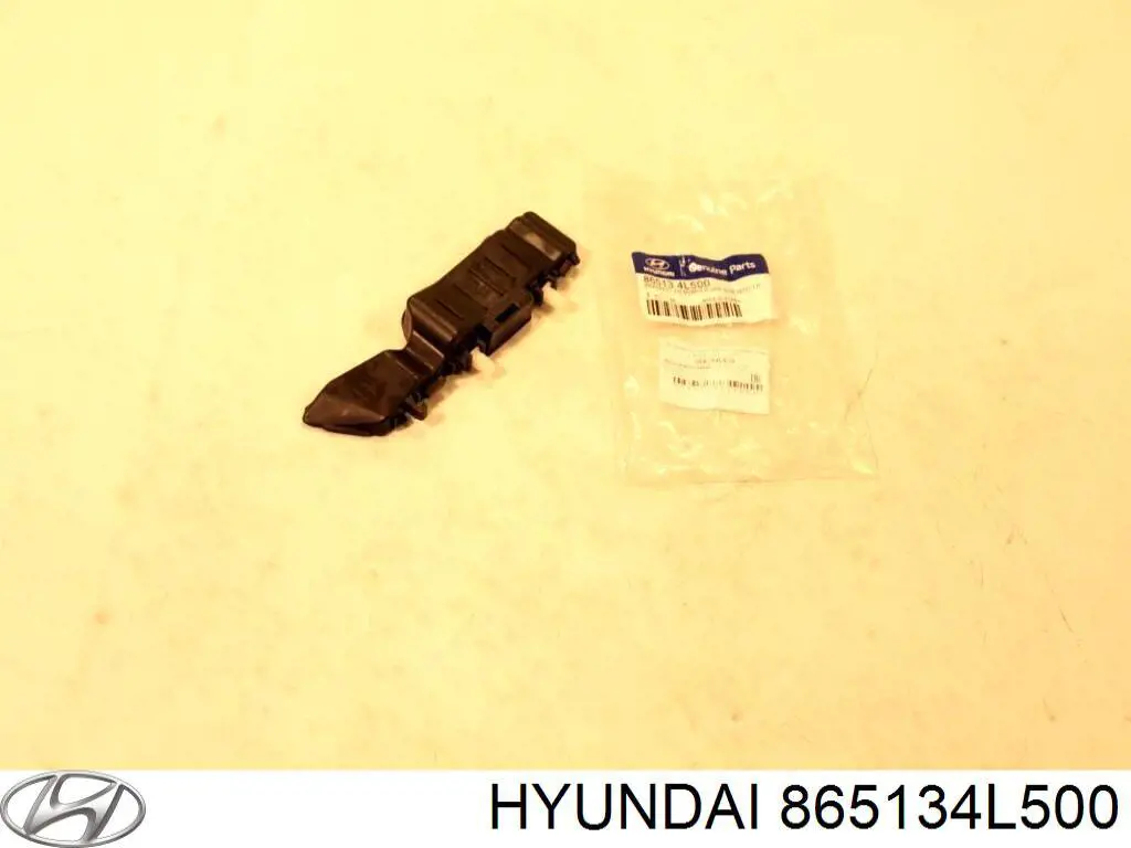 865134L500 Hyundai/Kia soporte de parachoques delantero exterior izquierdo