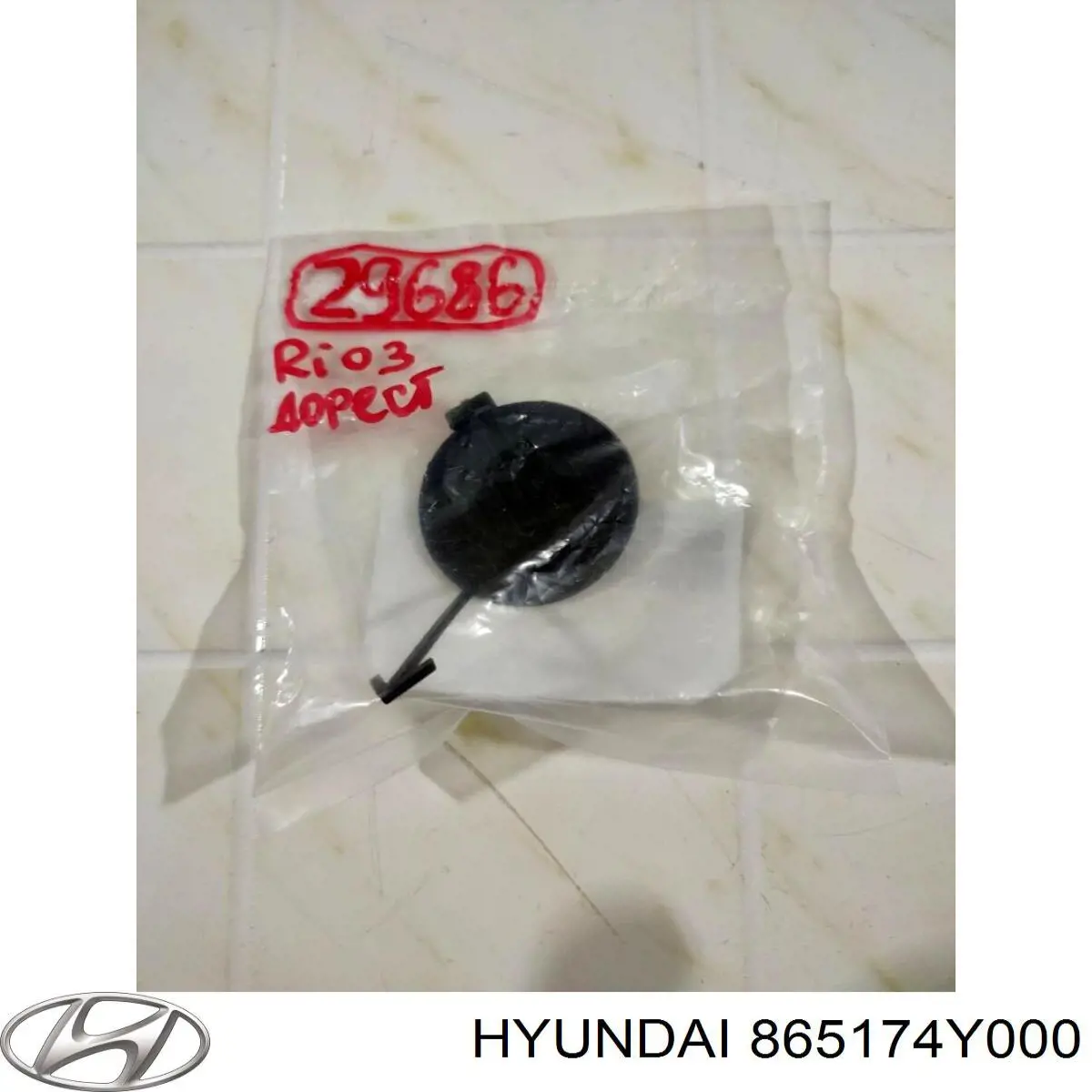 Comprar 865174Y000 Hyundai/Kia Tapa del enganche de remolcado delantera