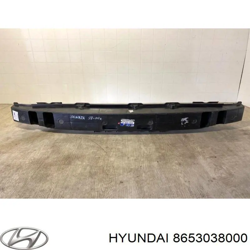 8653038000 Hyundai/Kia refuerzo parachoque delantero
