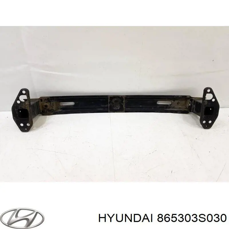 Refuerzo parachoque delantero 865303S000 Hyundai/Kia