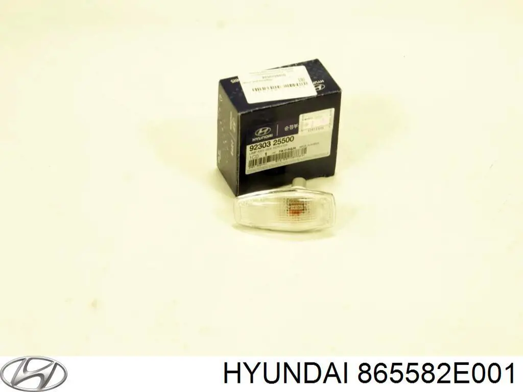 865582E001 Hyundai/Kia rejilla de antinieblas delantera derecha