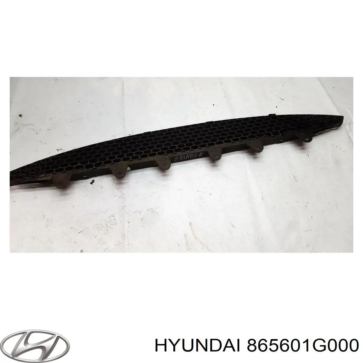 865601G000 Hyundai/Kia refuerzo parachoque delantero
