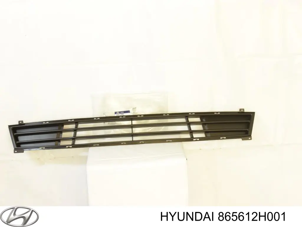 Rejilla, parachoques delantero para Hyundai Elantra (HD)