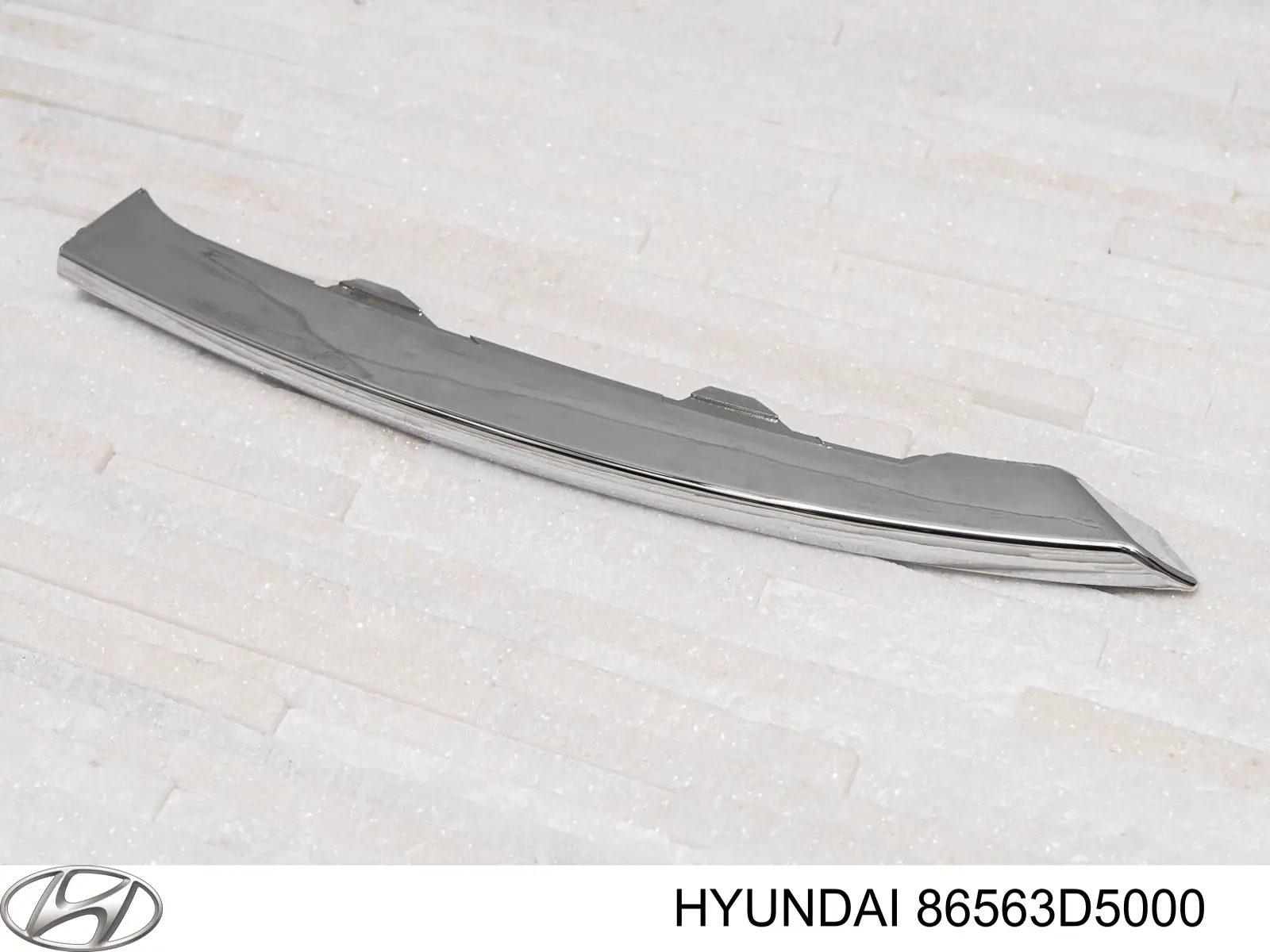 86563D5000 Hyundai/Kia moldura de parachoques delantero izquierdo