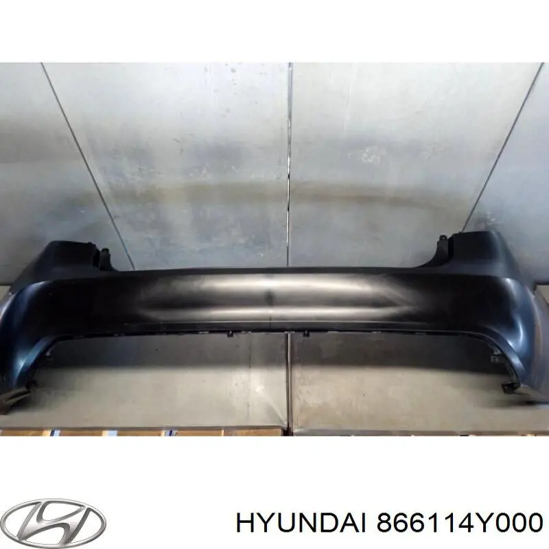 Parachoques trasero 866114Y000 Hyundai/Kia