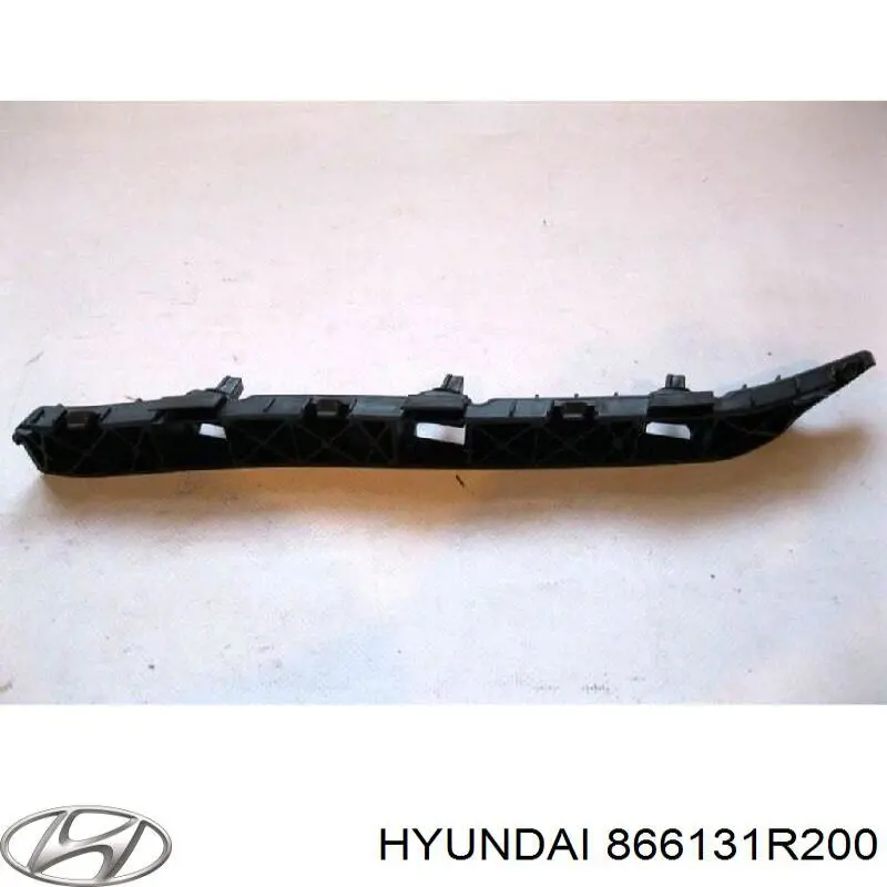 866131R200 Hyundai/Kia soporte de parachoques trasero izquierdo