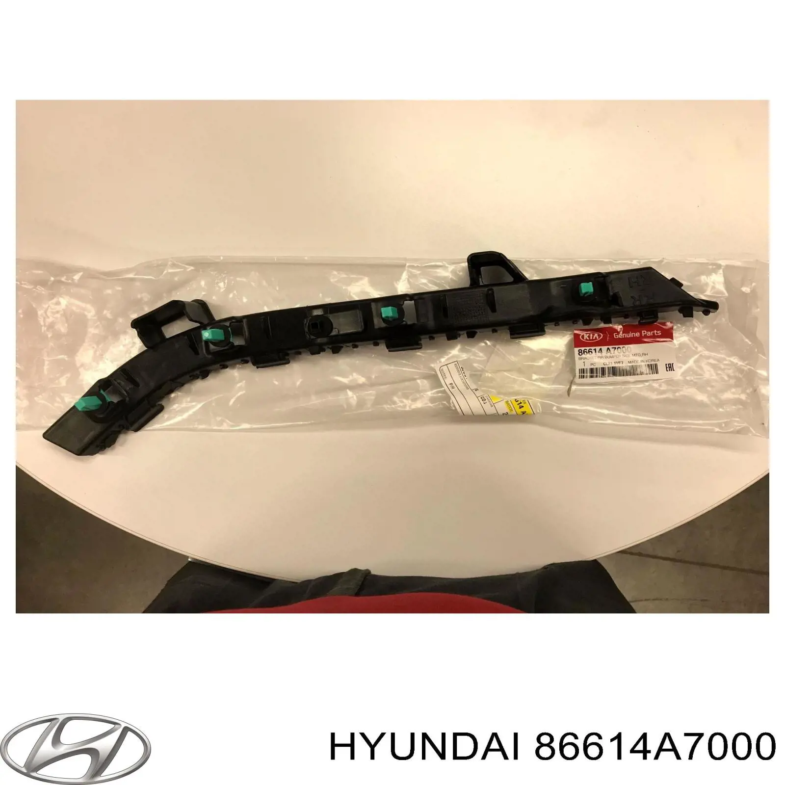 86614A7000 Hyundai/Kia soporte de parachoques trasero derecho