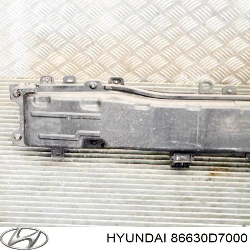 86630D7000 Hyundai/Kia Refuerzo de parachoques trasero