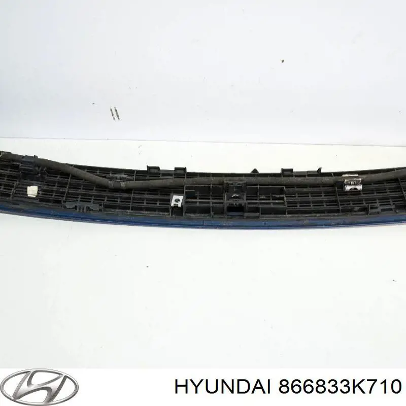 866833K710 Hyundai/Kia moldura de parachoques trasero izquierdo