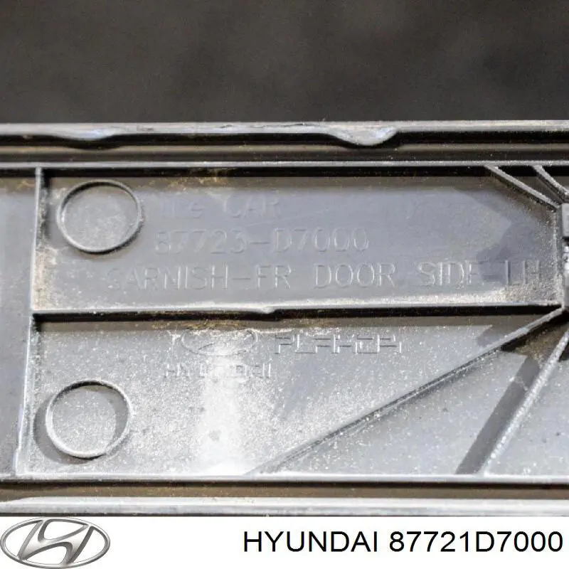 Moldura de puerta delantera izquierda Hyundai/Kia 87721D7000 precio, desde 56,63 EUR