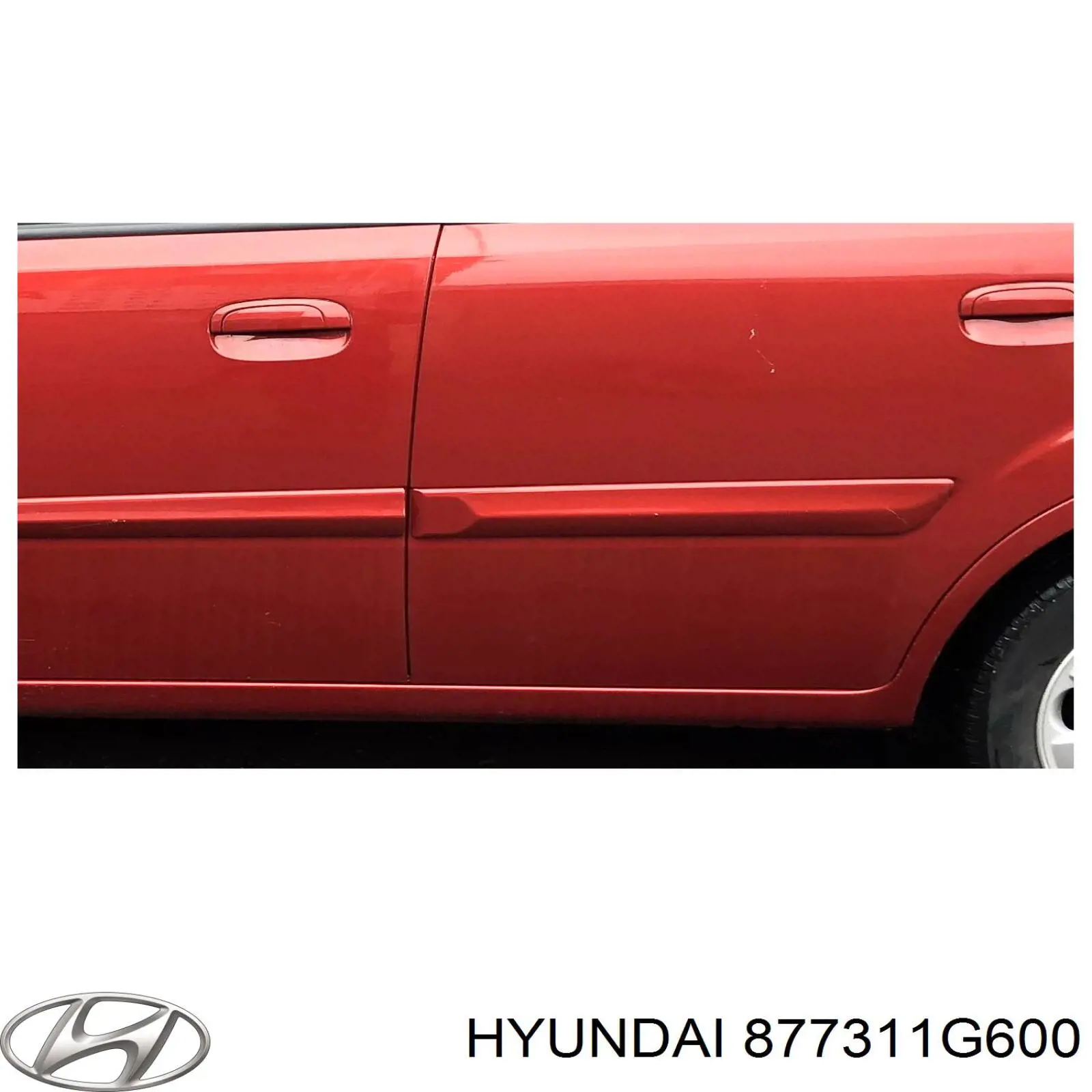 877311G600 Hyundai/Kia moldura puerta trasera izquierda
