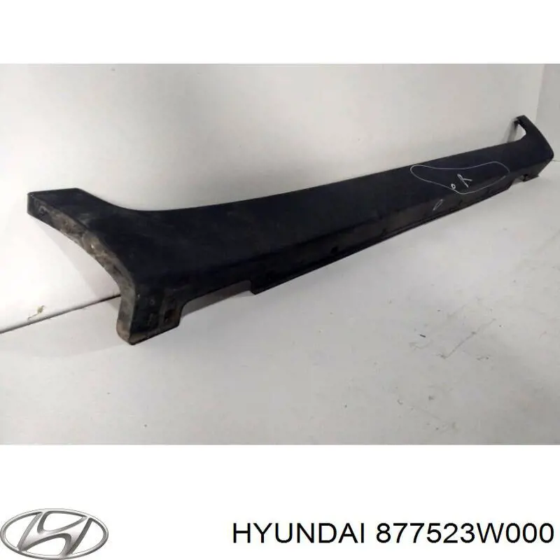 877523W000 Hyundai/Kia listón de acceso exterior derecho