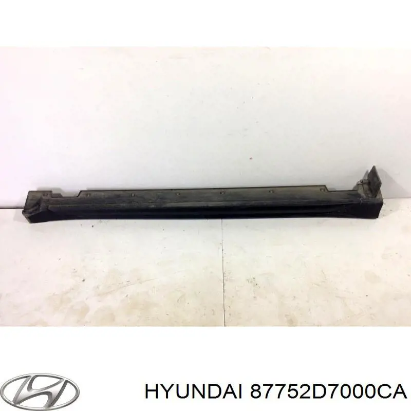 87752D7000CA Hyundai/Kia listón de acceso exterior derecho