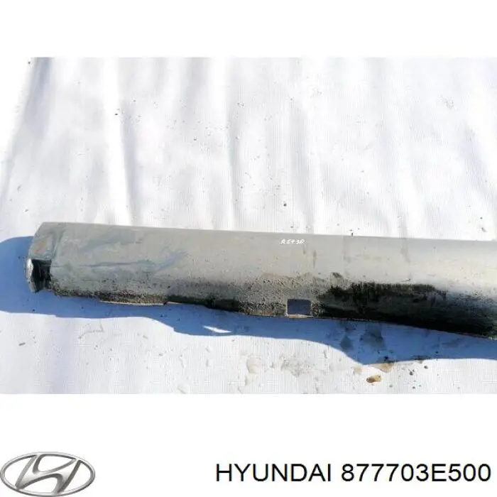 Comprar 877703E500 Hyundai/Kia Moldura de umbral exterior izquierda