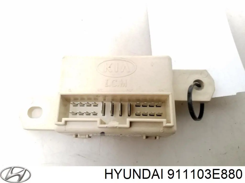 Relé, calefacción del asiento Hyundai/Kia 911103E880