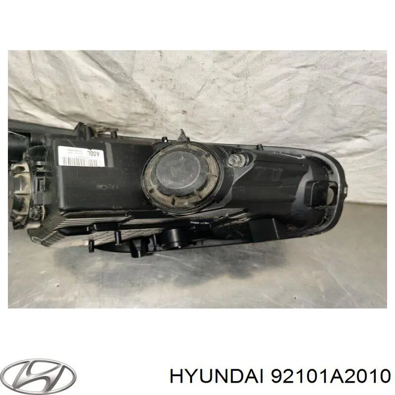 92101A2010 Hyundai/Kia faro izquierdo