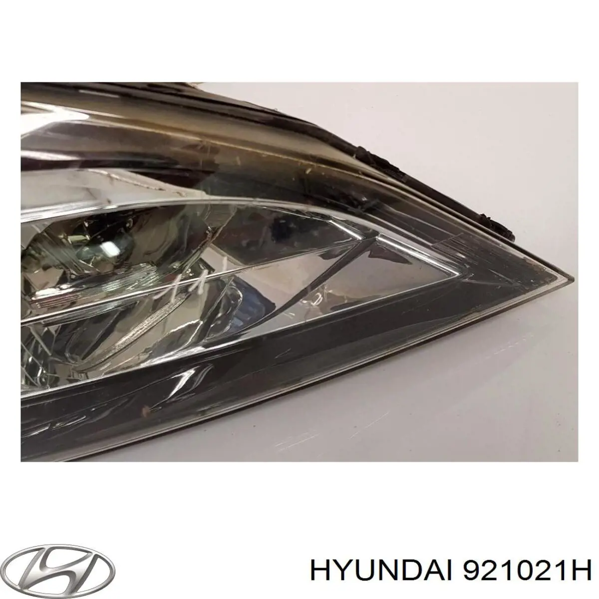 Faro derecho 921021H Hyundai/Kia