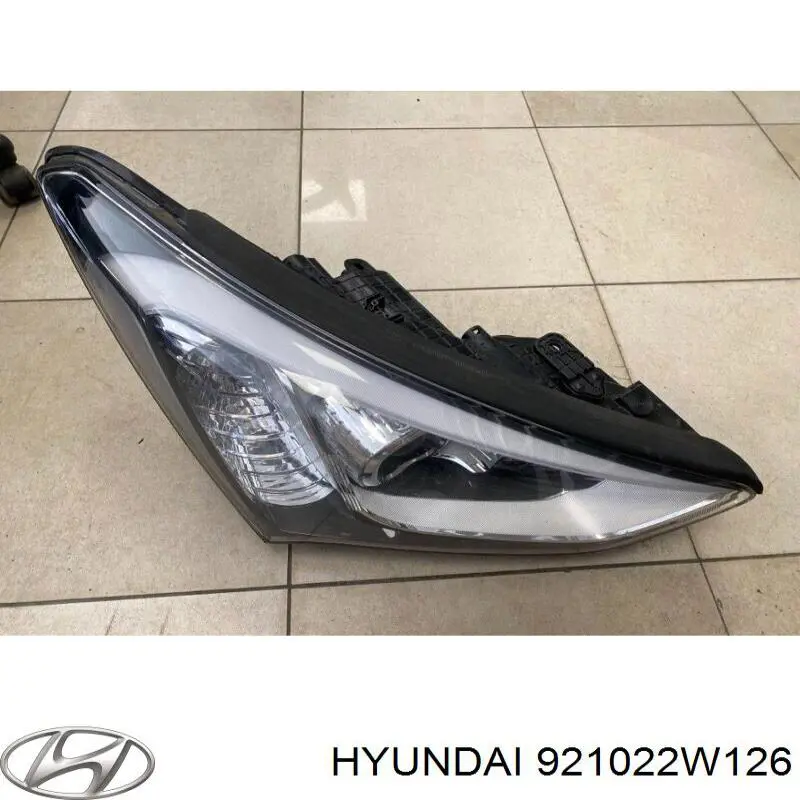 Faro derecho para Hyundai Santa Fe (DM)
