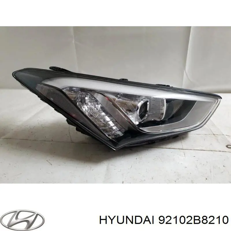 Faro derecho Hyundai/Kia 92102B8210 precio, desde 2269,95 EUR