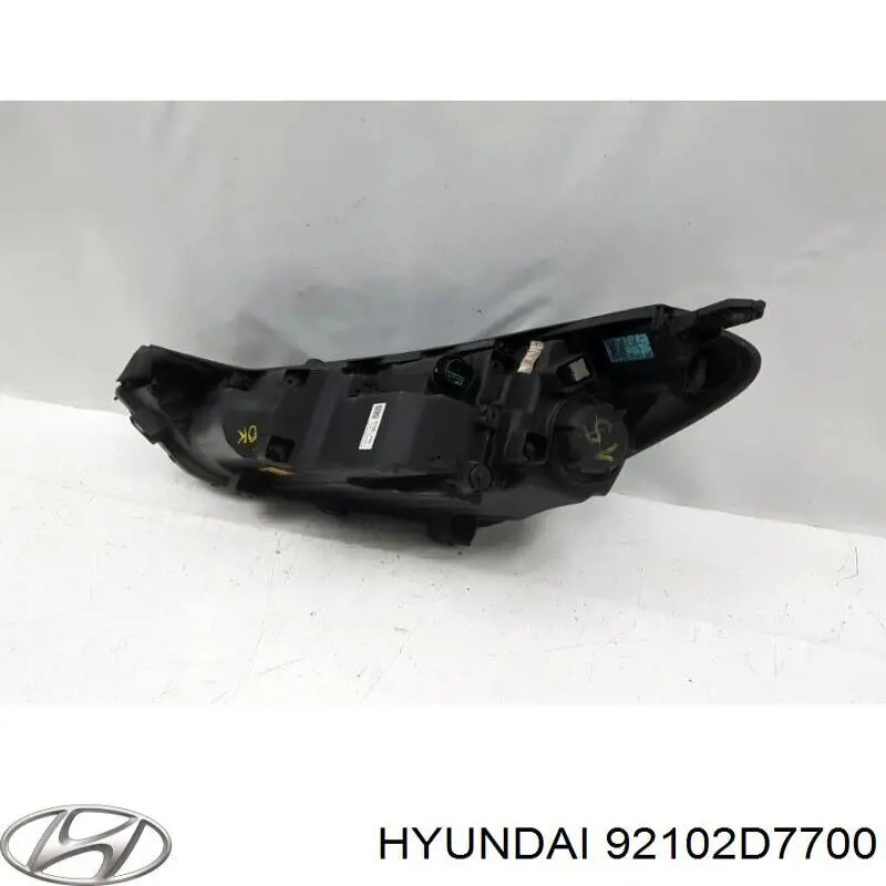 Faro derecho Hyundai/Kia 92102D7700 precio, desde 651,06 EUR
