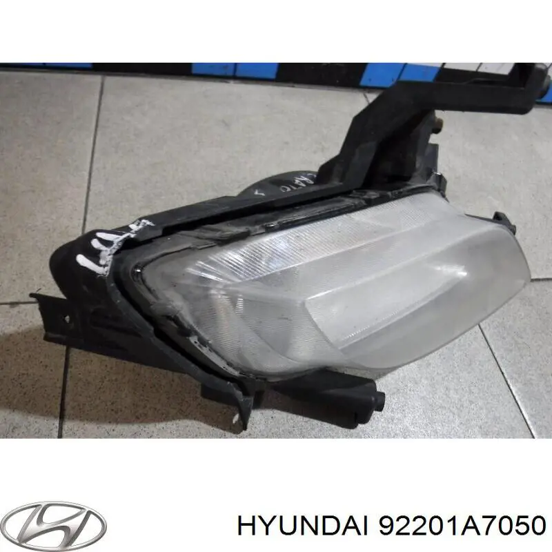 92201A7050 Hyundai/Kia luz antiniebla izquierdo