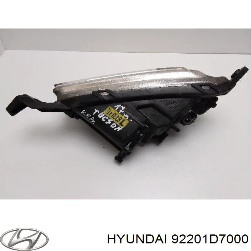 Faro antiniebla izquierdo para Hyundai Tucson (TL)