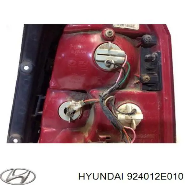 924012E0 Hyundai/Kia piloto posterior izquierdo