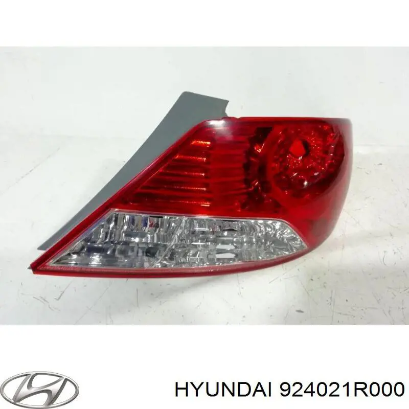 Comprar Piloto trasero derecho Hyundai Accent IV RB