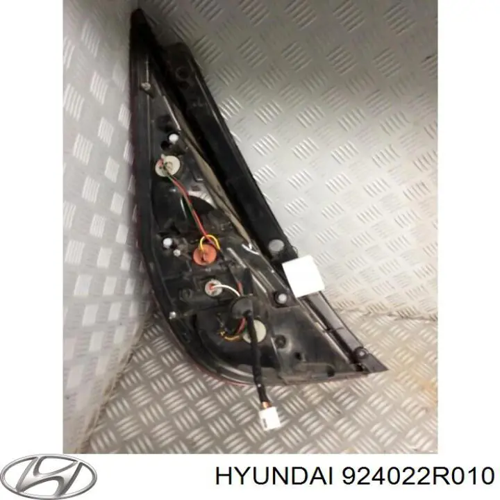 Piloto posterior derecho superior para Hyundai I30 (FD)