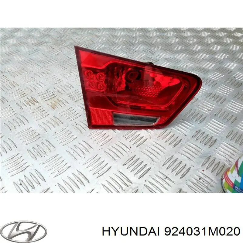 924031M020 Hyundai/Kia piloto posterior interior izquierdo