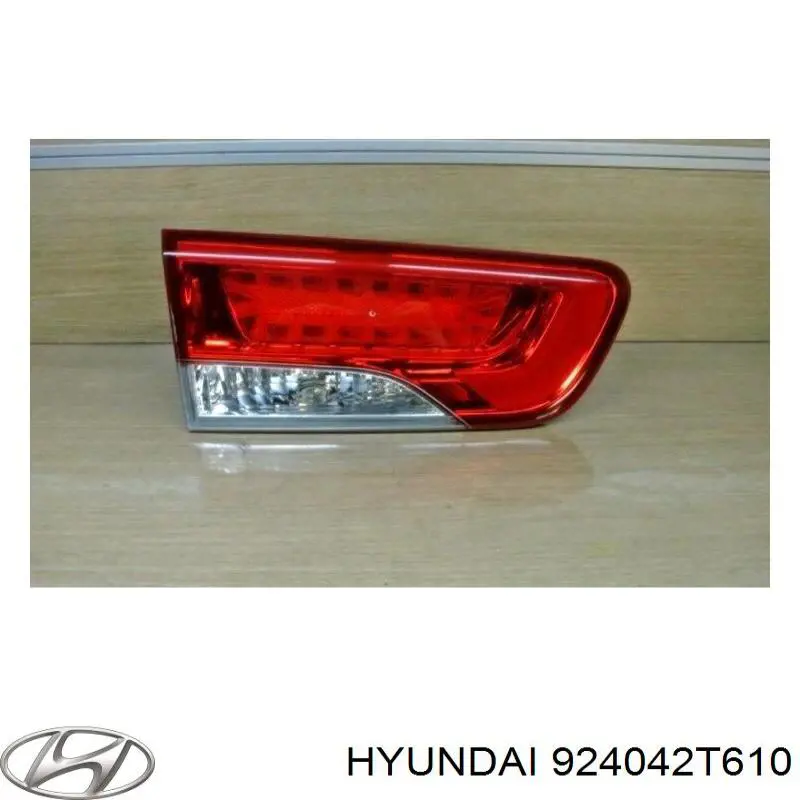 924042T610 Hyundai/Kia piloto posterior interior derecho